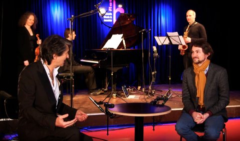 Im Gesprächskonzert des Ensemble Zafraan. Screenshot 