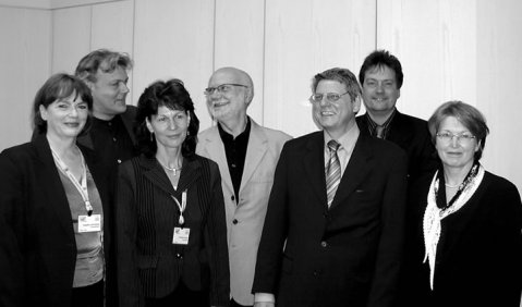 Der neu gewählte Bundesvorstand des VdM (v.l.n.r.): Angelika Lutz-Fischer, Ulrich Rademacher, Christiane Krüger (stellv. Vorsitzende), Michael Kobold, Dr. Winfried Richter (Vorsitzender), Volker Buchloh, Doris Froese. Foto: VdM