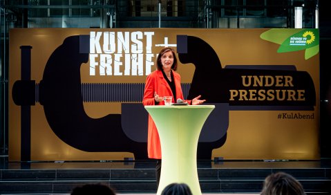 Kathrin Göring-Eckhardt bei ihrer Keynote der Veranstaltung. Foto: Hufner