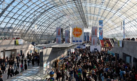 Impression Glashalle der Leipziger Buchmesse. Foto: Leipziger Messe GmbH / Uli Koch