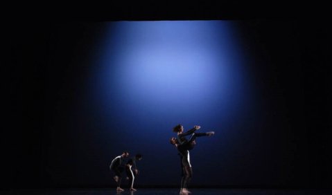 Merce Cunningham Dance Company.  Photo: Anna Finke