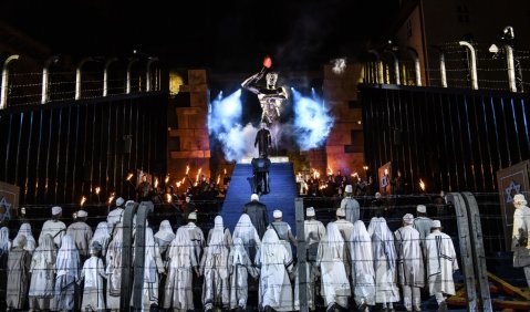 Nabucco, Ensemble. Foto: Lutz Edelhoff