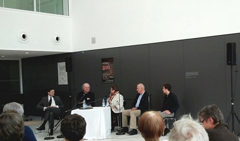 Stephan Frucht, Wolfgang Rihm, Eleonore Büning, Götz Werner und Martin Emmerich im Gespräch. Foto: Julia Blank