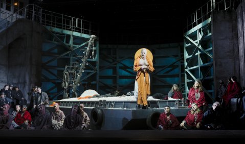 Chor des Theater Bonn, T&auml;nzerinnen und T&auml;nzer, Cody Quattlebaum. Foto: &copy; Max Borchardt