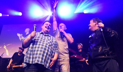Rückenwind: Carsten Schnathorst, Thomas D, Mike Herget (v.l.n.r.).  Foto: Oskar Neubauer