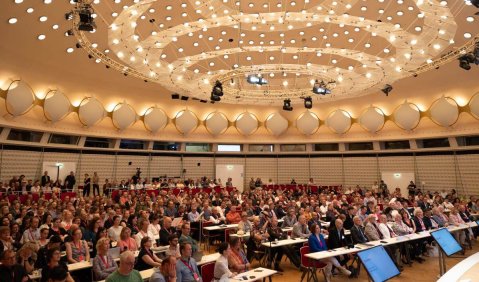 Blick in das Plenum der Mitgliederversammlung. © Manuel Vescoli