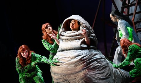 NIXON IN CHINA, Regie: Franziska Kronfoth, Julia Lwowski, Premiere 22. Juni 2024 Deutsche Oper Berlin. Foto: Thomas Aurin