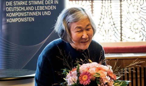 Die FEM-Nadel des DKV ging 2018 in Donaueschingen an Younghi Pagh-Paan. Foto: Juan Martin Koch 