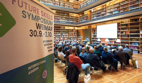 Symposium „Future Skills“ der Hochschule für Musik Franz Liszt Weimar im Bücherkubus der Herzogin Amalia Bibliothek. Foto: H. Bertram/Fotothek KSW„Future Skills“ der Hochschule für Musik Franz Liszt Weimar im 