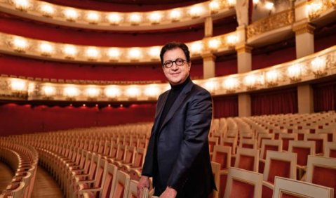 Serge Dorny. Foto: Geoffroy Schied/Bayerische Staatsoper