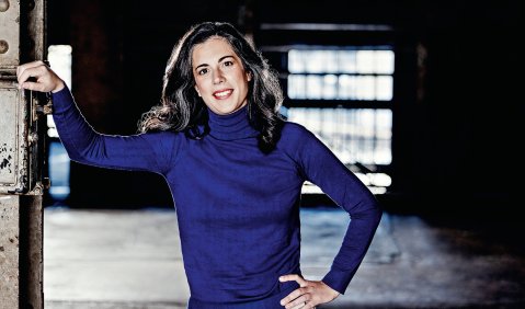 Marie Jacquot, Chefdirigentin des WDR Sinfonieorchesters. Foto: WDR