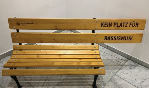 Bank im Kaisersaal Erfurt, aufgenommen bei der Hauptarbeitstagung 2026 des VdM in Erfurt. Foto: Dirk M&uuml;hlenhaus