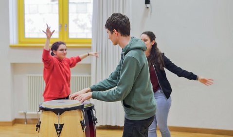 Teilnehmende des ersten Durchgangs des Sch&uuml;lermentorenprogramms Musik: EMP/Rhythmik 2025/2026. Foto: Fabry
