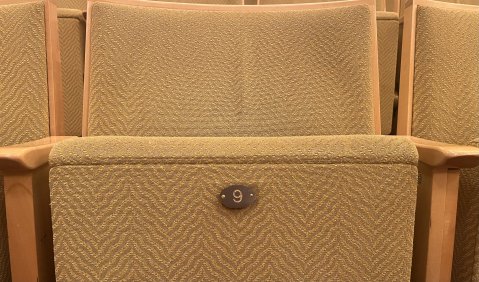Reihe 9, Platz 9 in der Oper Leipzig. Foto: mku
