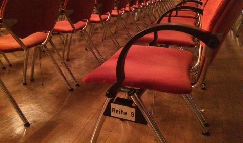 Reihe 9 im Mendelssohn-Saal des Leipziger Gewandhauses. Foto: mku