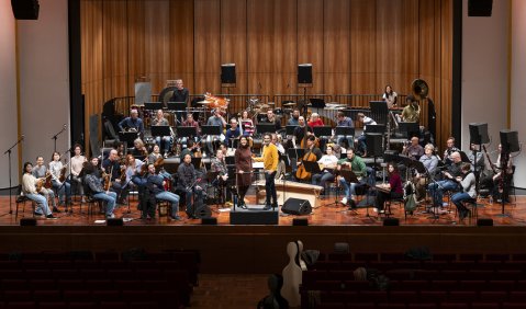 „Amphiphilie“: Trickster Orchestra mit Ensembles der Rhein-Neckar-Region in Ludwigshafen. Foto: BASF-SE/Yan de Andrés