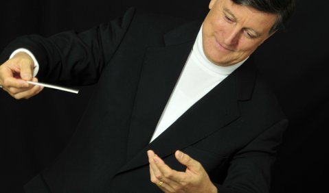 Jean-Edward Kelly als Dirigent. Foto: Website www.johnedwardkelly.com
