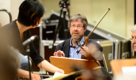 Prof. Lothar Strauß, Künstlerischer Leiter des Kritischen Orchesters. Foto: DMR, Michael Kirsten