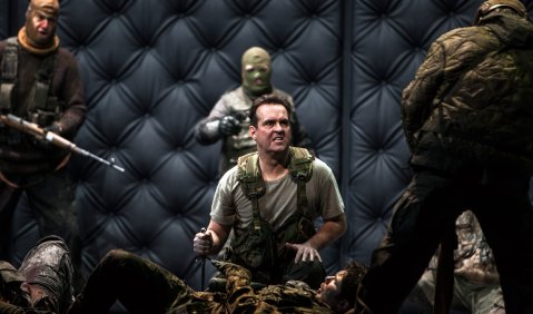 Scott Hendricks (Macbeth) De Nationale Opera MACBETH. Foto: Bernd Uhlig 