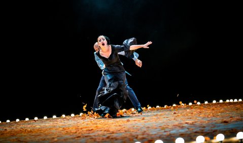 CARMEN: Ondrej Saling, Carolina Krogius. Foto: © Marie Liebig