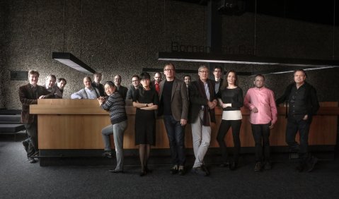 Ensemble Modern Orchestra. Foto: Vincent Stefan