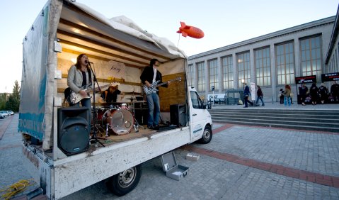 Musik im Auto. Foto: Hufner