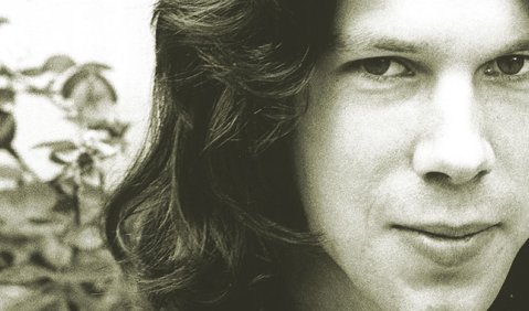 Nick Drake. Foto: © Website www.brytermusic.com