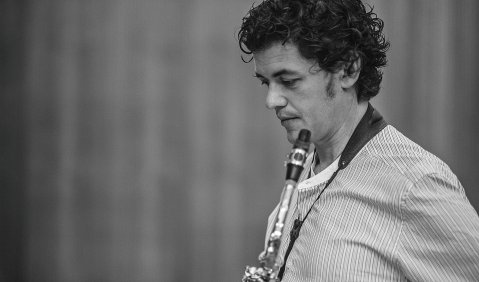 Kinderkonzerte, AllgäuKonzerte: Saxophonist Christian Segmehl schlägt Brücken. Foto: privat