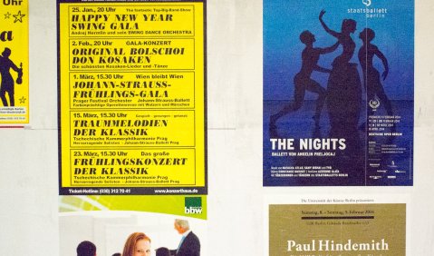 Plakatwerbung für Musik in Berlin. Foto: Hufner