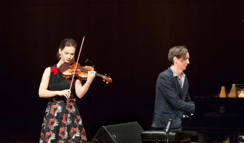 Hilary Hahn und Hauschka. Foto: Susanne Diesner (Schumann-Fest)