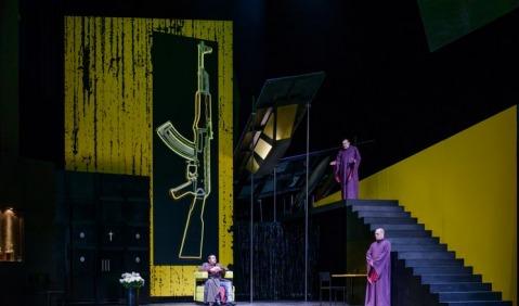 Tosca unter Kampfraketen: Puccini in packender Vollendung am DNT Weimar. Foto: Candy Welz, DNT