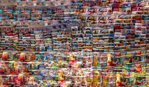 Zeitschriftenlandschaft künstlich vergrößert. Foto/Bearbeitung: Hufner