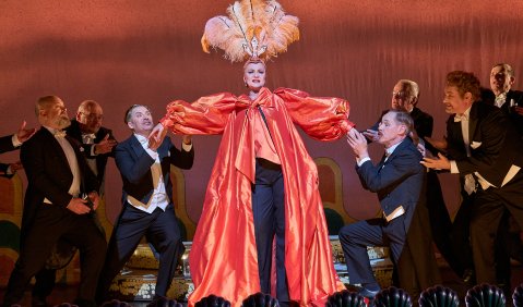 KS Anke Berndt, Chor der Oper Halle. Foto: © Matthias Horn