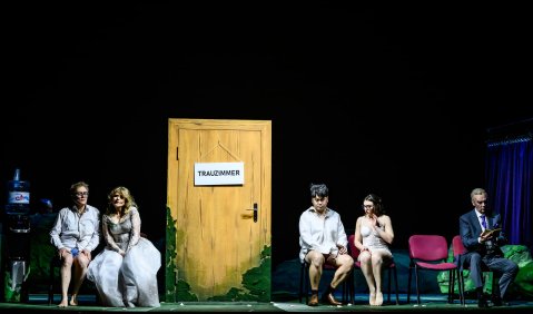 Ensemble. Foto: &copy; Bettina St&ouml;&szlig;