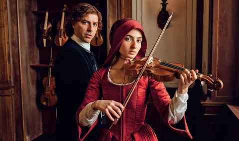 Filmszene mit Michele Riondino als Vivaldi und Tecla Insolia als Cecilia. Foto: X Verleih