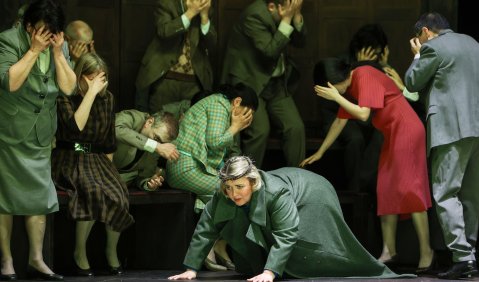 Sarah-Jane Brandon Chor des Theater Bremen. J&ouml;rg Landsberg