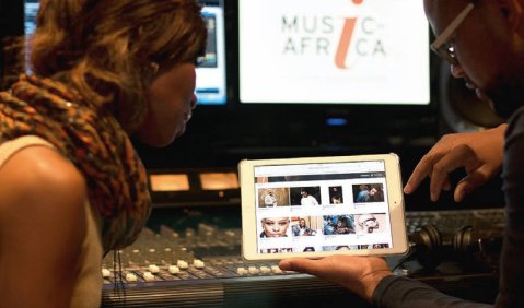 musicinafrica.net: DAS Online-Portal zum Musikschaffen in Afrika.Foto: Jabu Nkosi