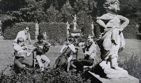 Friedrich von Hausegger mit dem Kreuzberger Streichquartett in den 1970er-Jahren. Foto: JMD
