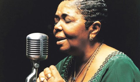 Späte Weltkarriere: Cesária Évora musste erst 50 werden. Foto: Archiv