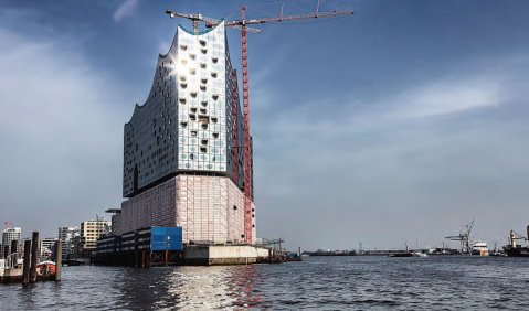 Wovon andere noch träumen: in 34 Hamburger Institutionen erklingt Musik, gespielt von 2.400 jungen Musikerinnen und Musikern, wenn dort ab 22. Mai der Bundeswettbewerb “Jugend musiziert“ beginnt.  Foto: www.mediaserver Hamburg de/Thies Raetzke
