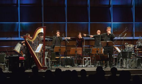 Amit Gilutz’ Komposition „Galut Ve’Shiva“ im Rahmen des Projekts „Mekomot“ am 7. April 2016 im Kammermusiksaal des Deutschlandfunk beim „Forum neuer Musik“ 2016. Foto: Thomas Kujawinski/Deutschlandradio