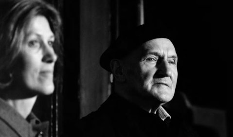 Hermann Scherchen mit seiner Frau Pia Andronescu in der Kirche Saint-Roch in Paris 1966. Foto: Photo Ingi Paris
