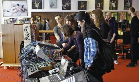 Neue Aufmerksamkeit für elektronische Musikinstrumente. Foto: Berweck