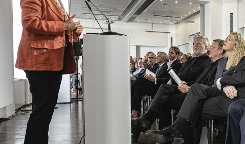 Kulturstaatsministerin Monika Grütters bei ihrer Begrüßungsrede. Foto: Martin Hufner