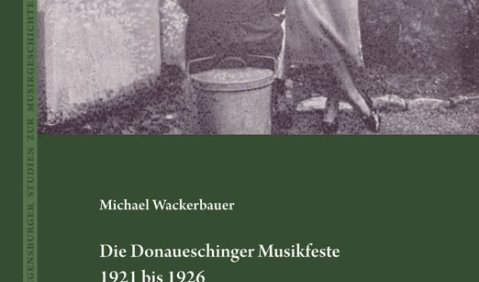 Michael Wackerbauer: Die Donaueschinger Musikfeste 1921 bis 1926. Regesten zu den Briefen und Dokumenten im Fürstlich Fürstenbergischen Archiv mit einer historischen Einführung ( Regensburger Studien zur Musikgeschichte Bd. 12), ConBrio, Regensburg 2017, 5