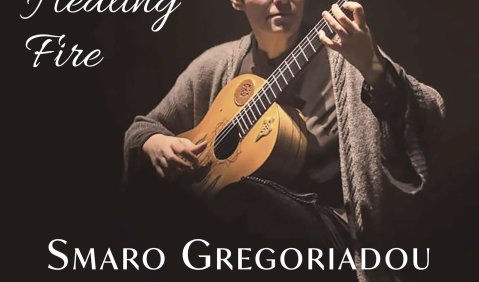 Und dann ist da die Griechin Smaro Gregoriadou, die der Gitarre ganz neue Dimensionen eröffnet.