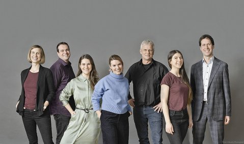 Unser Bild zeigt das aktuelle njo-Team (li.): Katharina von Radowitz, Tom Verbeke, Filiz Oflazoglu, Elizaveta Willert, Torsten Krohn, Anna Peters und Alexander von Nell.  Foto: Peter Adamik