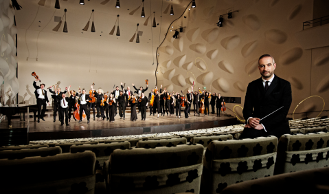 Antonello Manacorda und die Kammerakademie Potsdam. Foto: Presse, Nikolaj Lund-Presse