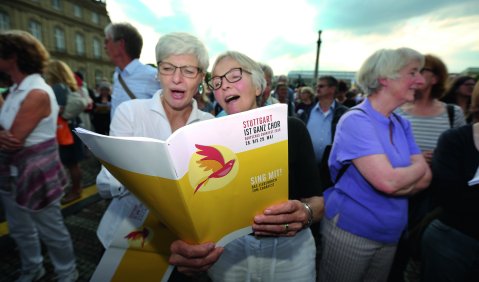 Mitsingen im „größten Online-Chor aller Zeiten“. Foto: Roberto Bulgrin