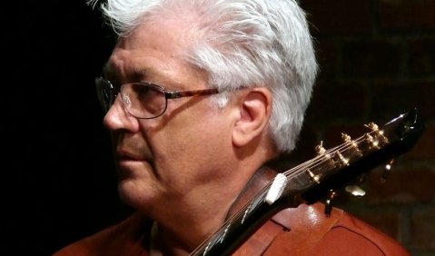 Legende der Fusion-Gitarre: Larry Corryell. Foto: Thomas Krebs